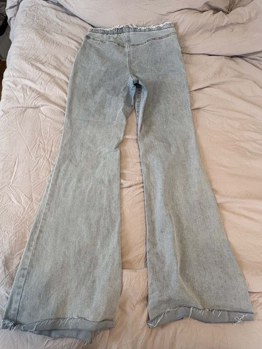 Wild Fable Light Blue High Rise Ruched Flare Jeans - Picture 8 of 16